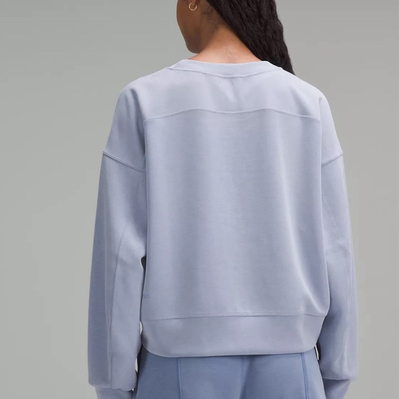 Lululemon - Softstreme Perfectly Oversized Cropped Crew - Blue Willow - Picture 3 of 6